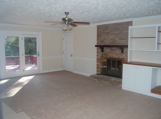 5307 Rossie Rd, Trent Woods, NC 28562
