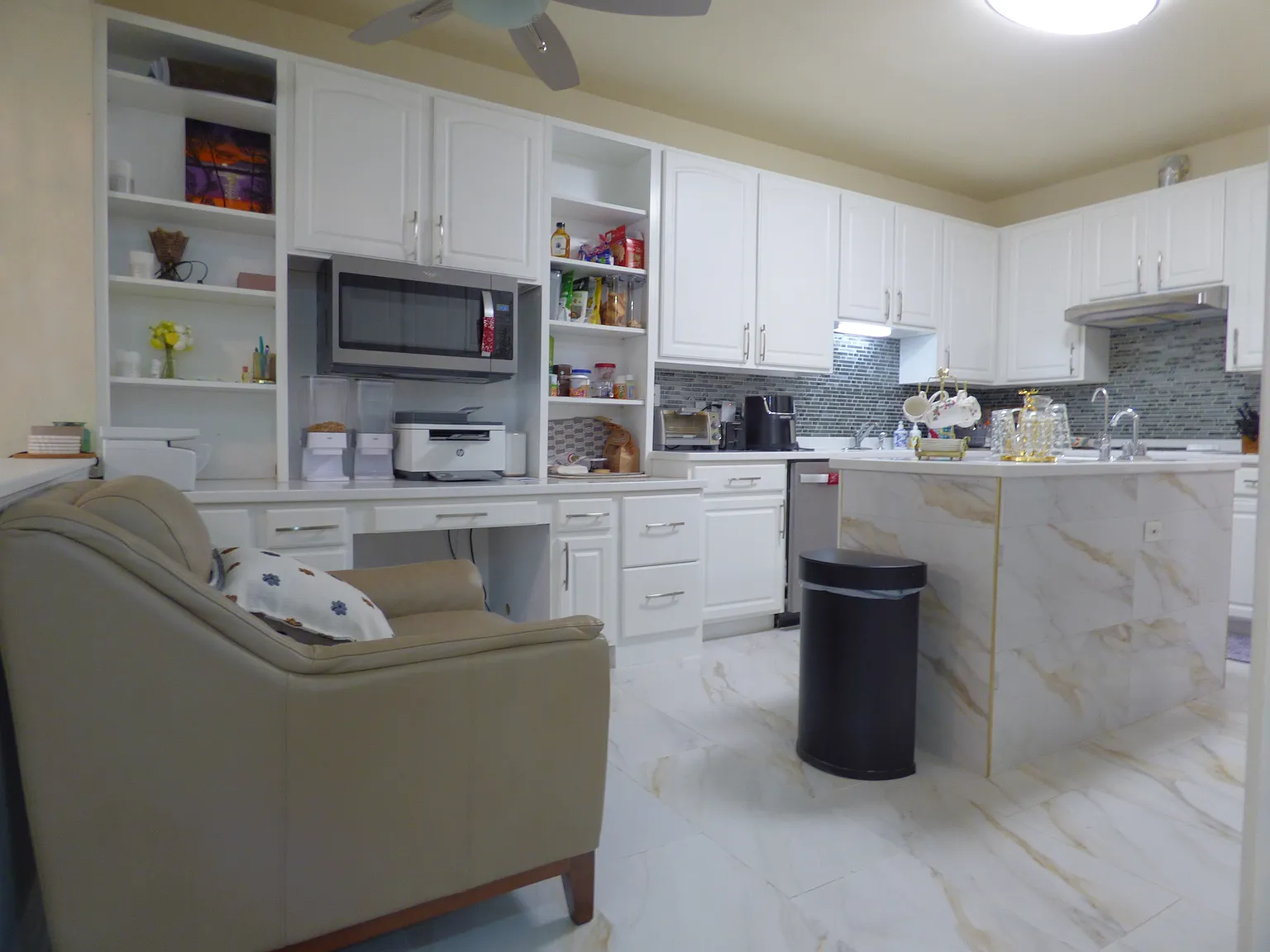 3 bed, 2000 sqft, $3,200 — Photo 4