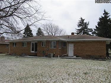 2nd image of 681 E Parkhaven Dr