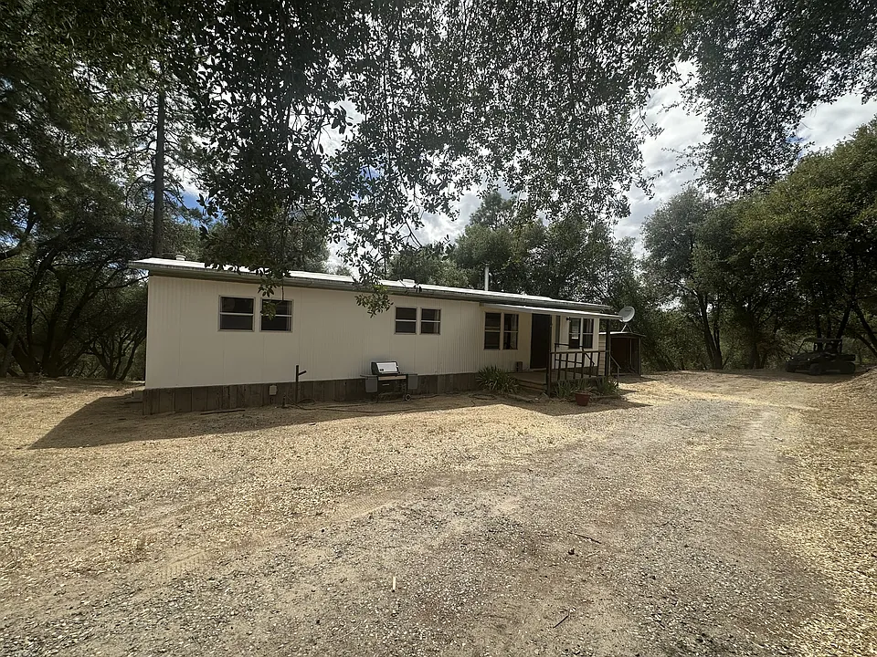 40780 Jean Rd W