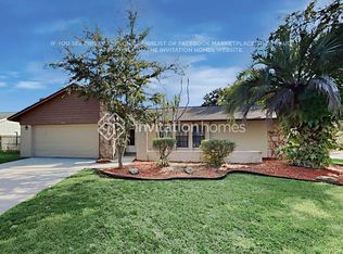3040 Oak View Dr, Palm Harbor, FL 34684