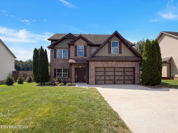 791 W Glenview Dr, Lenoir City, TN 37771