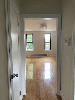 5th image of 132-30 Sanford Ave #2