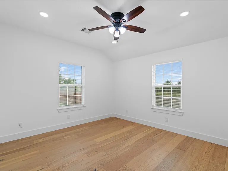 1244 Road 5705 — Photo 25