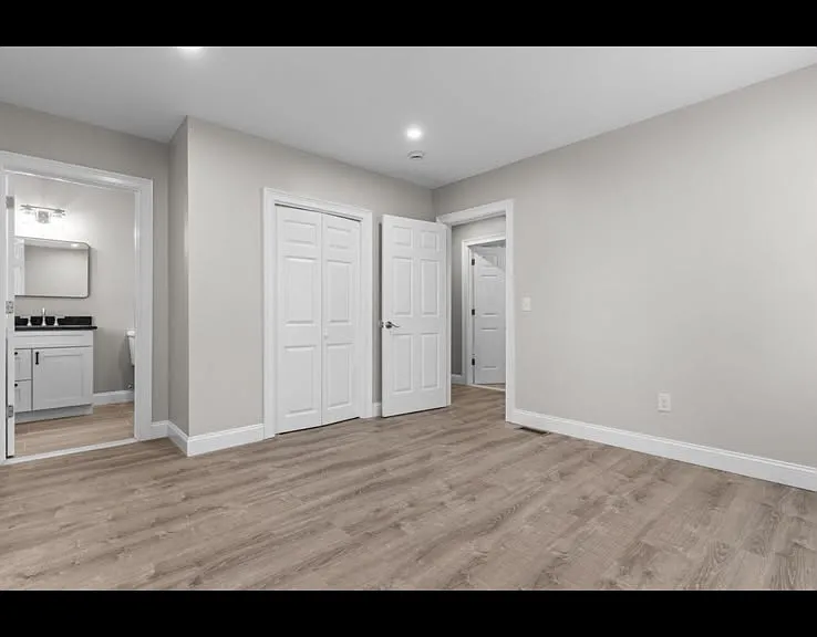 14 Herschel St #1 — Photo 5