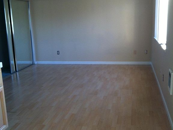 3rd image of 84 Driftwood Cir #A