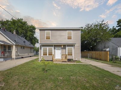 3491 Laurel Ave, Burton, MI, 48529