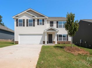 155 Callie River Ct, Clyde, NC 28721