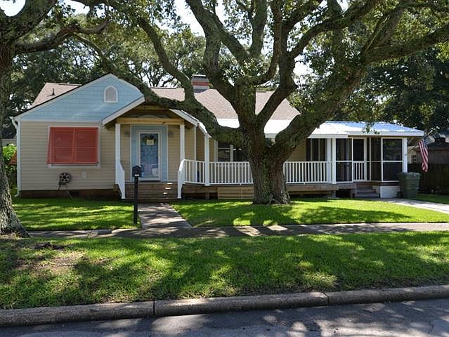 105 S 19th St, Morehead City, NC 28557 | Zillow