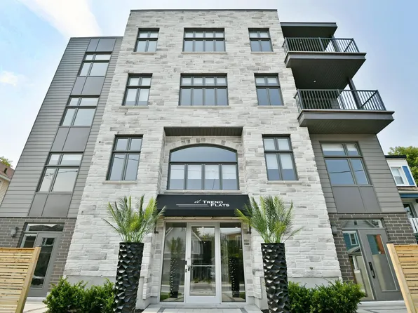 16 Champagne Avenue South