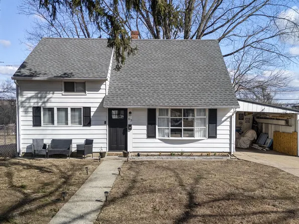 63 Coll Dr, Phoenixville, PA 19460