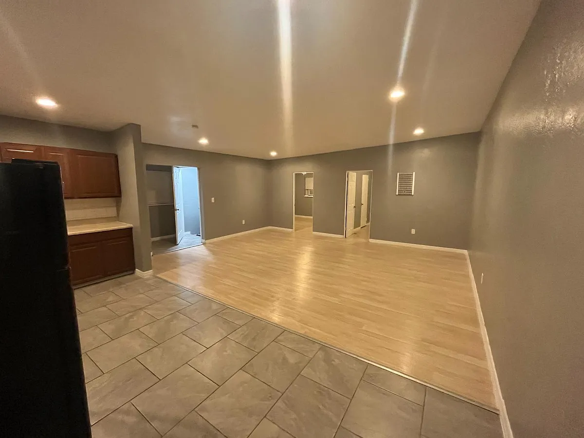 Unit Photo - 7380 63rd St N #90.5