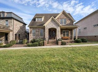 313 Lafayette Ln, Bowling Green, KY 42103