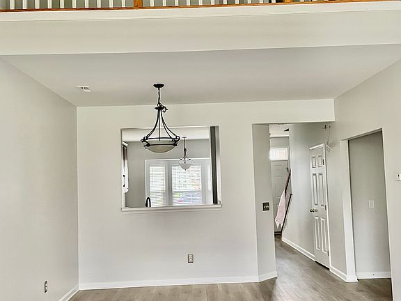 5th image of 1666 Backcreek Ln #1666
