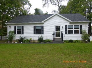 28 Nymph Rd, Rocky Point, NY 11778