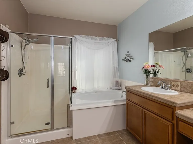 64243 Eagle Mountain Ave — Photo 11