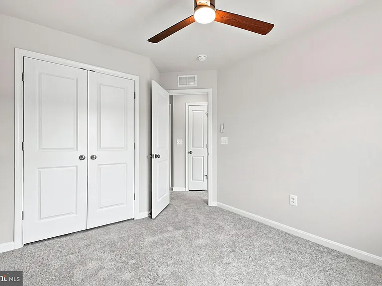 417 Seeback Dr — Photo 55