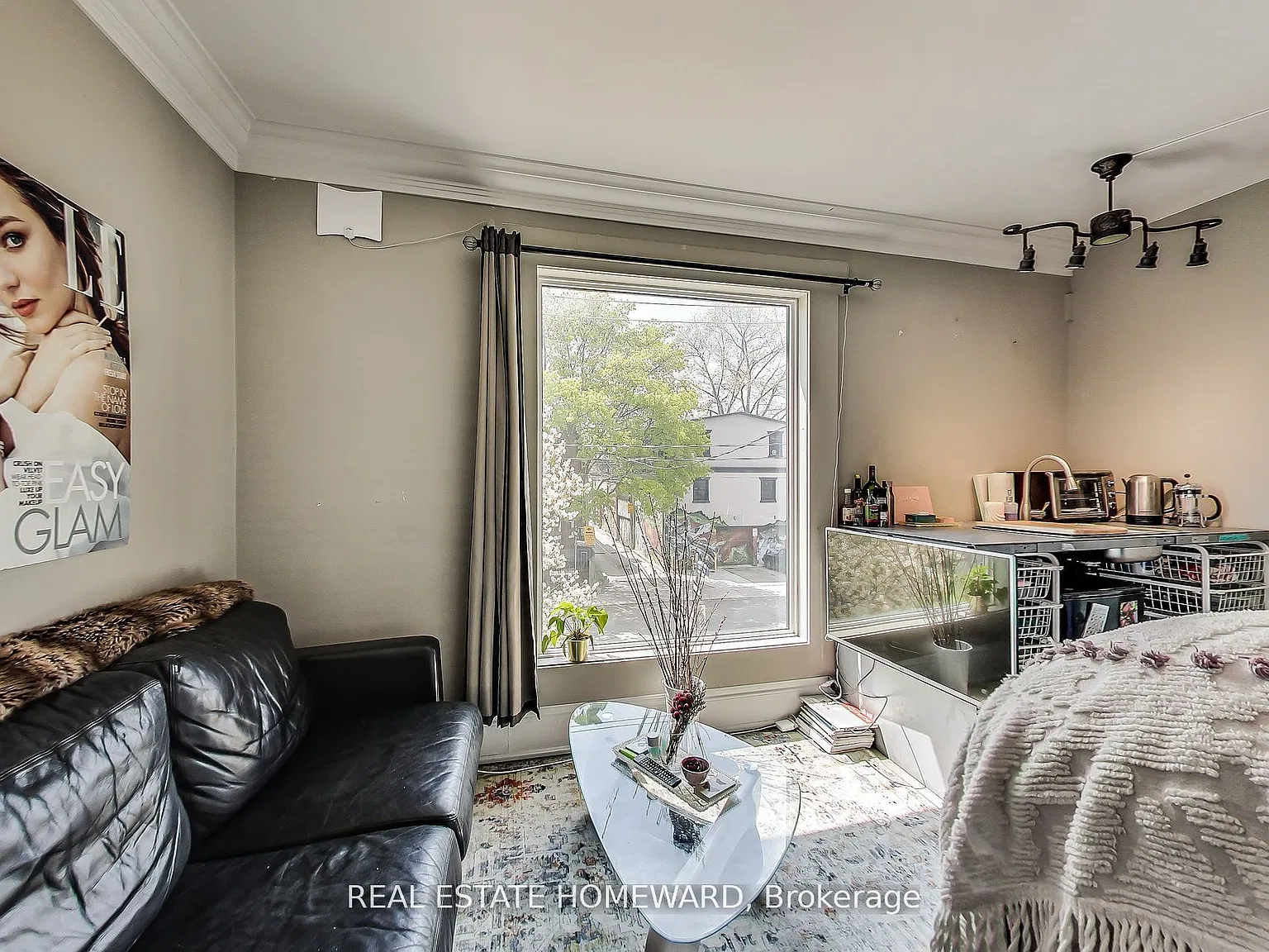 Studio, $1,500 — Photo 2
