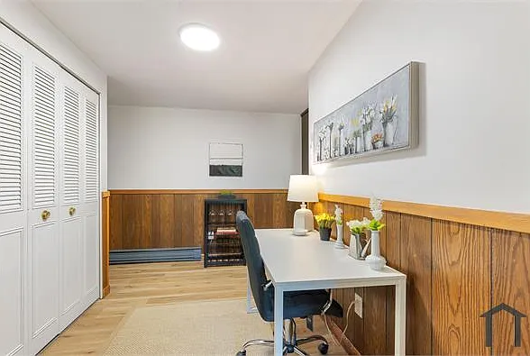 18 Strawberry Hill Rd — Photo 21