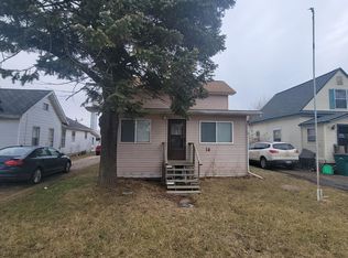 14 11th St N, Springfield, MI 49037