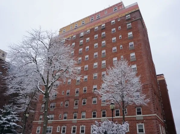 70 S Munn Ave #211, East Orange City, NJ 07018