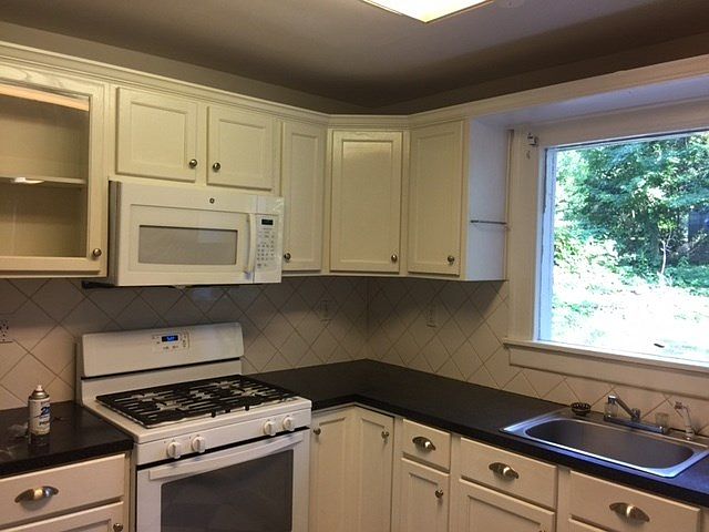 2nd image of 3146 Norris Rd