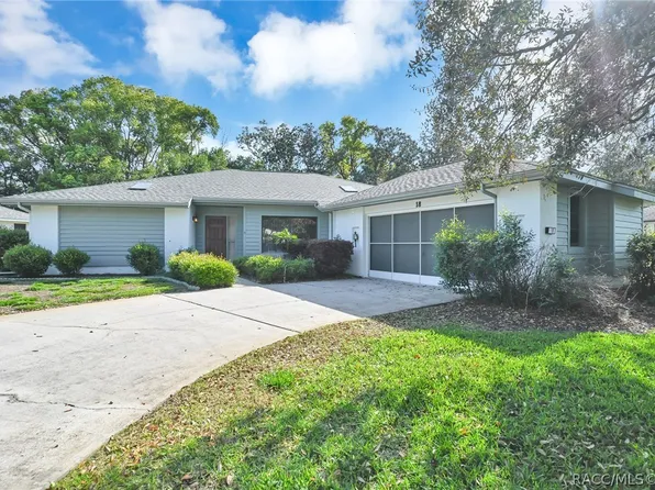 18 Hollyhock Ct, Homosassa, FL 34446