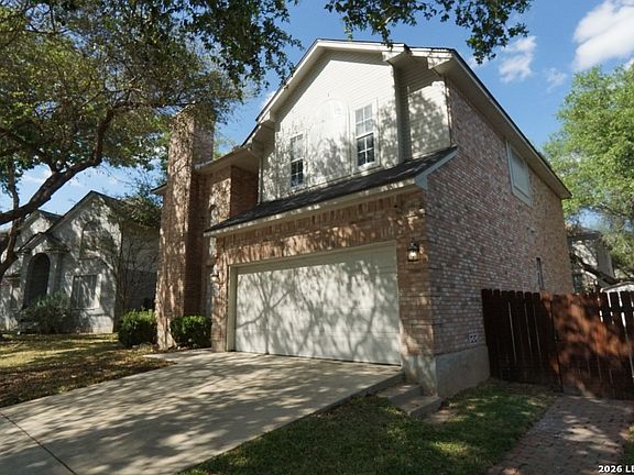3rd image of 1818 Caraselle Loop Court