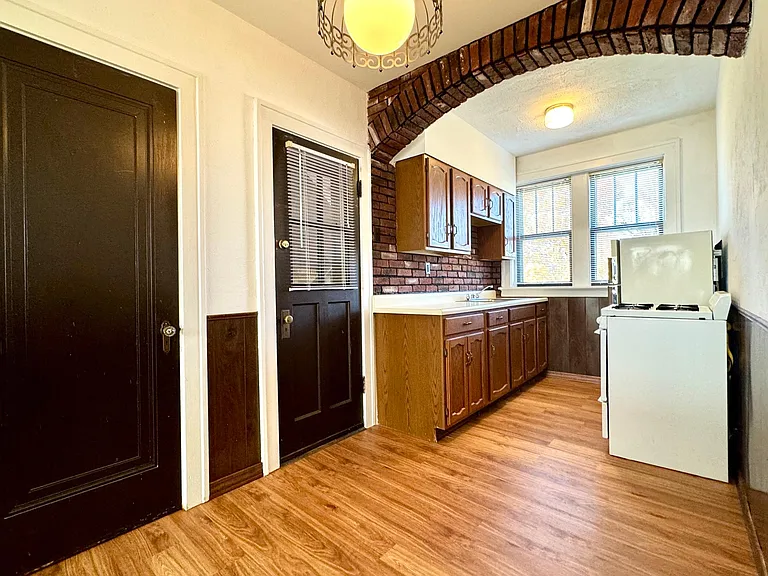 1204 Bellevue Ave #1E — Photo 11