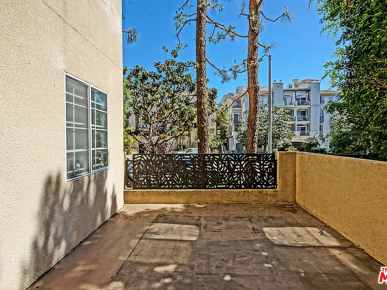 1875 S Beverly Glen Blvd #101 — Photo 31