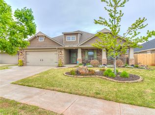 13201 SW 6th St, Yukon, OK 73099