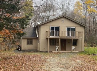 8 Shady Ln, West Dover, VT 05356