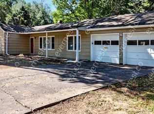 5200 Sterling Ave, Raytown, MO 64133
