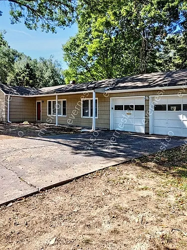 5200 Sterling Ave Photo 1