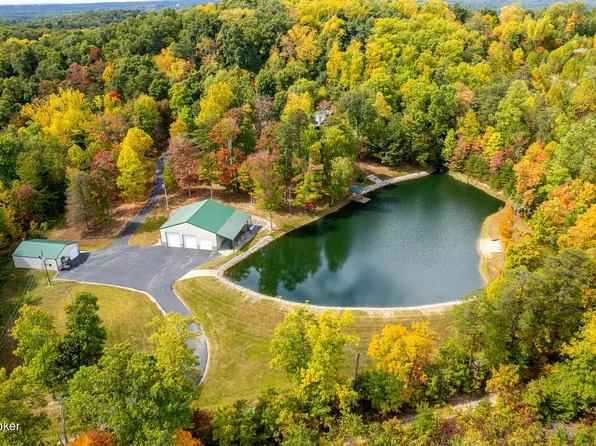 2109 S Casey Rd, Henryville, IN 47126