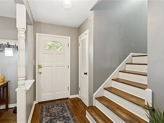 5th image of 9028 Grant St