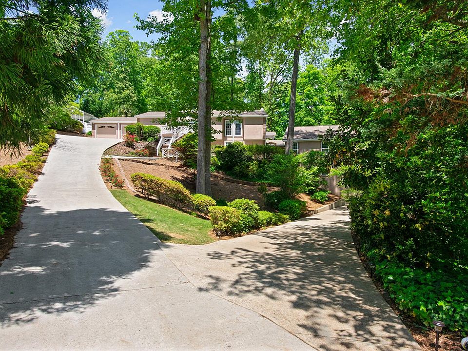Main home on left, rental home on right