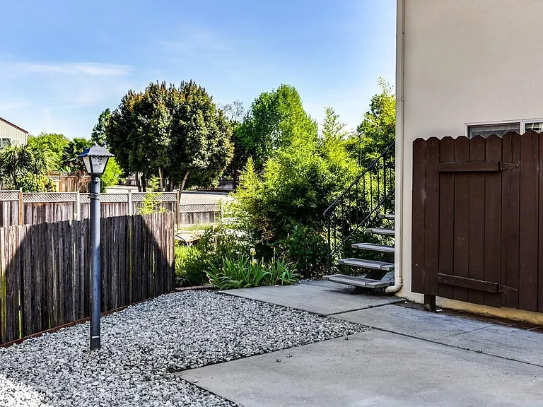 7137 Soquel Dr #B — Photo 5