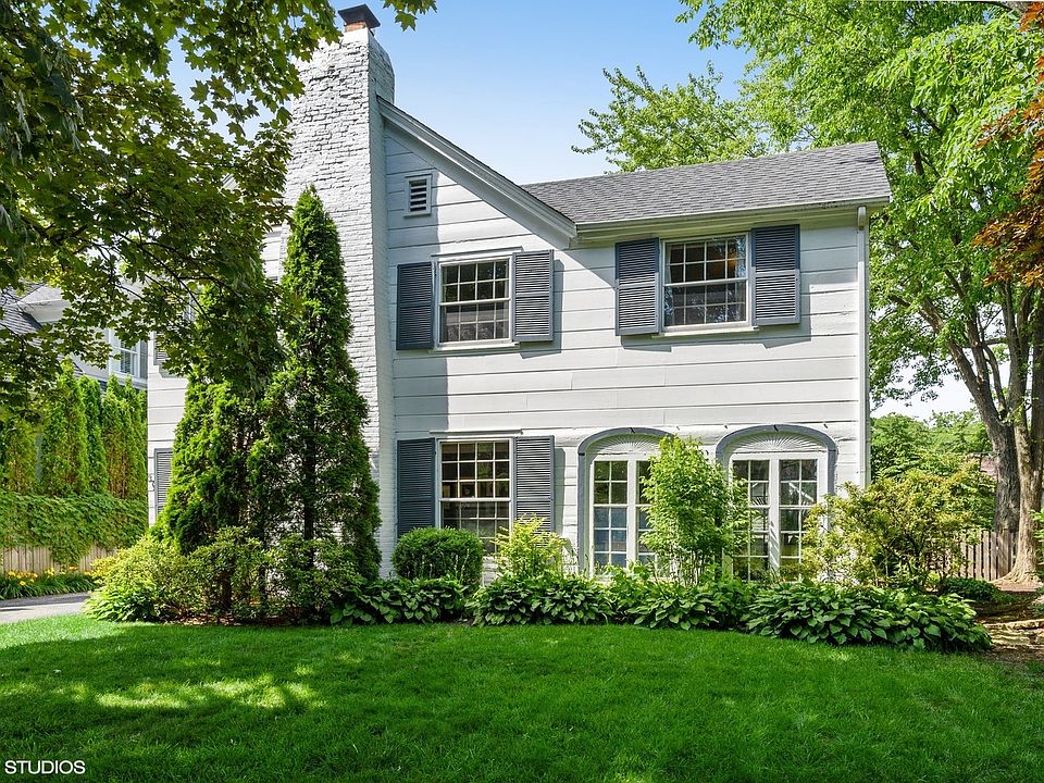 1st image of 375 Woodlawn Ave