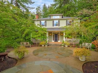11015 SW Palatine Ct, Portland, OR 97219