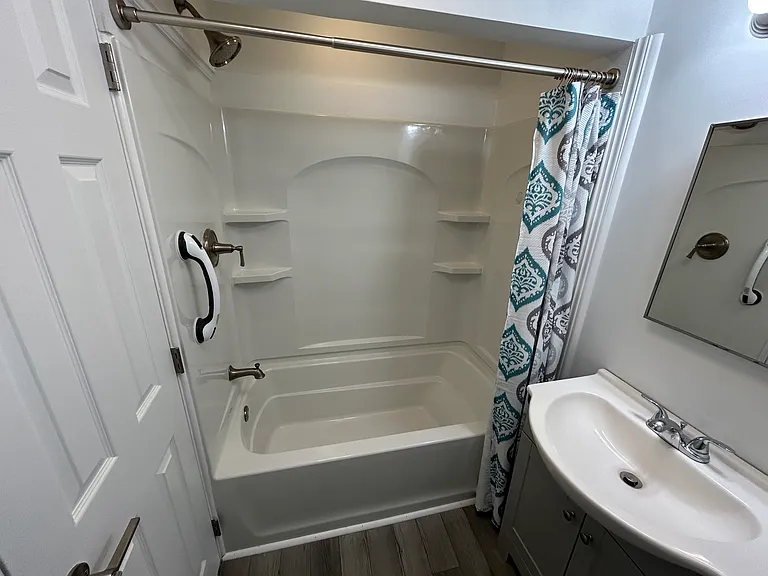 2-125 Coddington Pl #2 — Photo 14