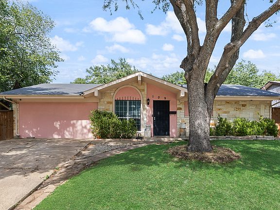 2nd image of 109 Ridgeway Cir