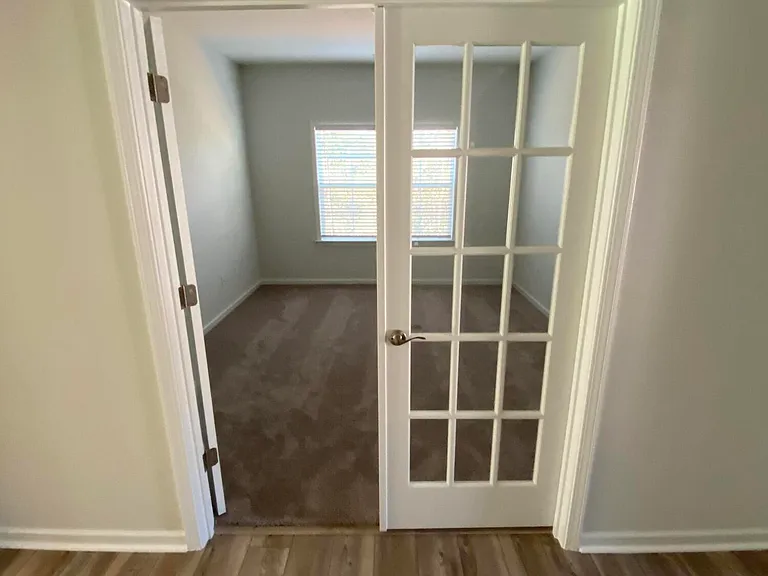 5728 Park West Cir — Photo 10