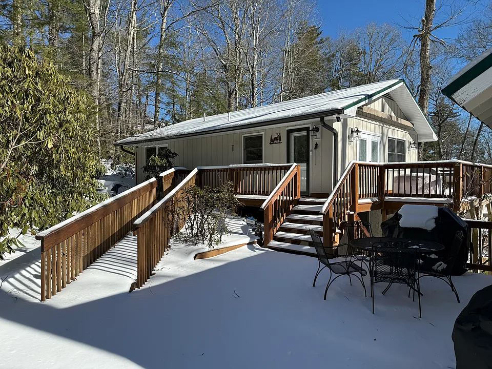 214 Spruce Pine Rd