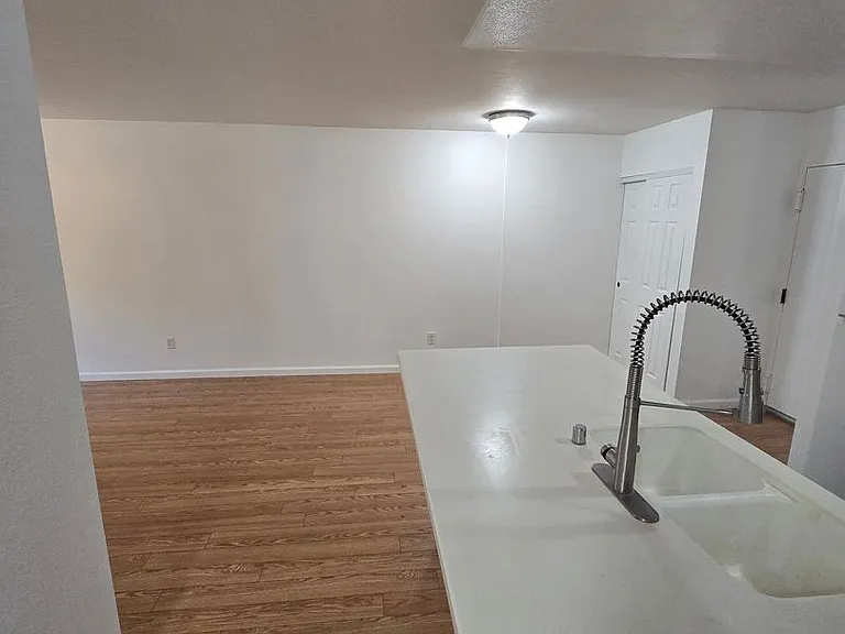 6131 Rancho Mission Rd #106 — Photo 7