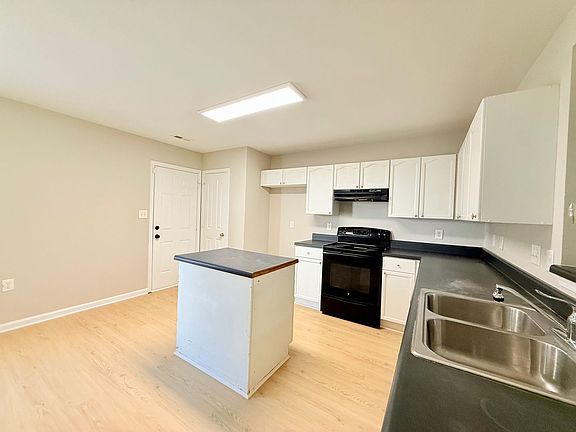 4th image of 2219 Gooseberry Rd