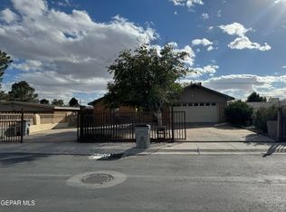 386 McCune Rd #B, El Paso, TX 79915