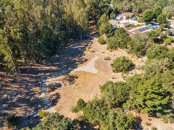 3rd image of 0 Carpenteria Rd