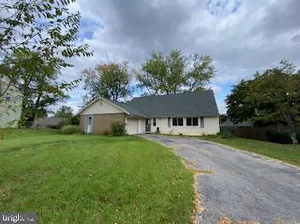 1706 Pittsfield Ln, Bowie, MD 20716