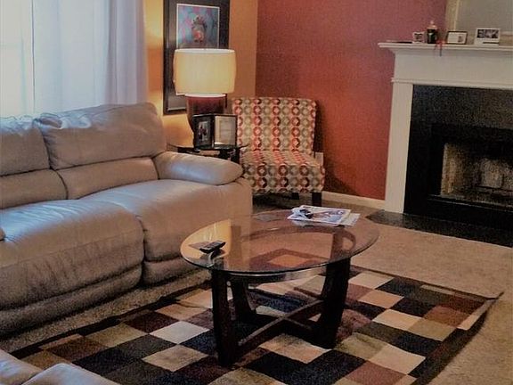 3rd image of 3671 Salem Hills Ct